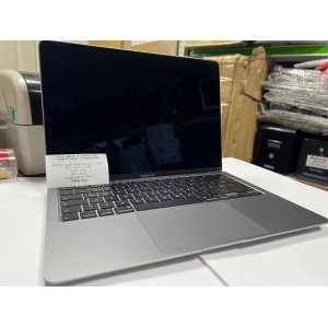 Apple Macbook Air 13" 2020. Photo 2